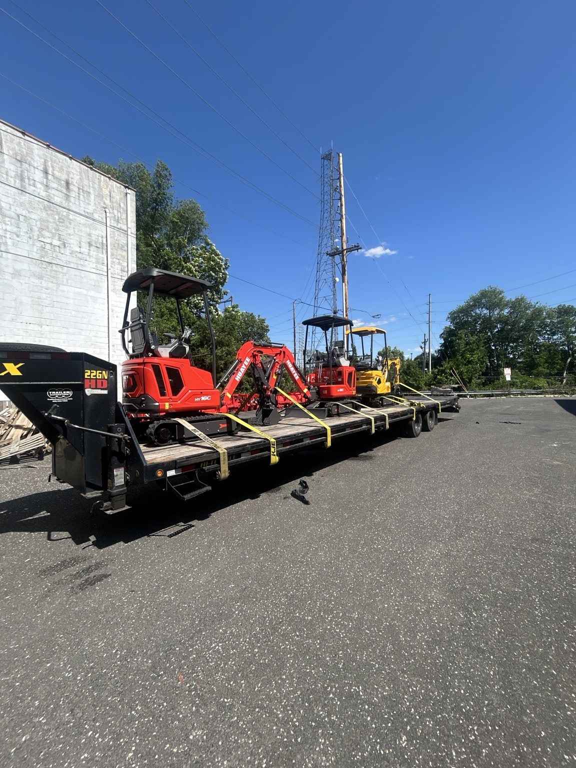 Compact equipment transport